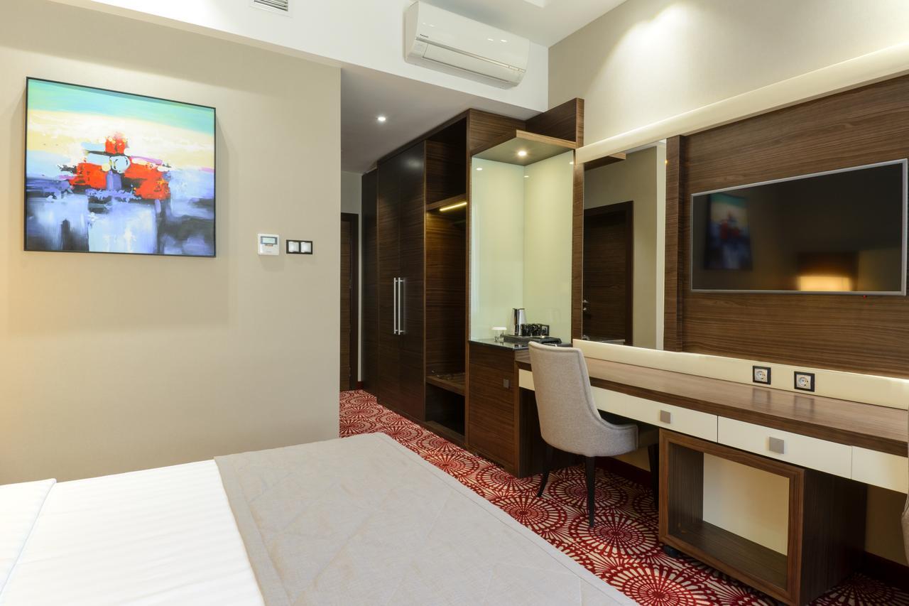 Hotel Senator Karaganda Exterior photo