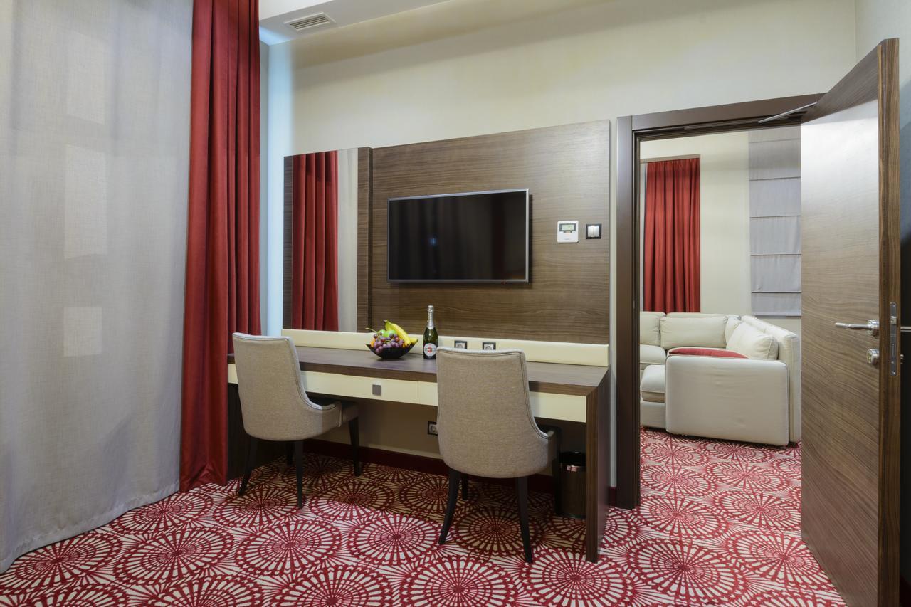 Hotel Senator Karaganda Exterior photo